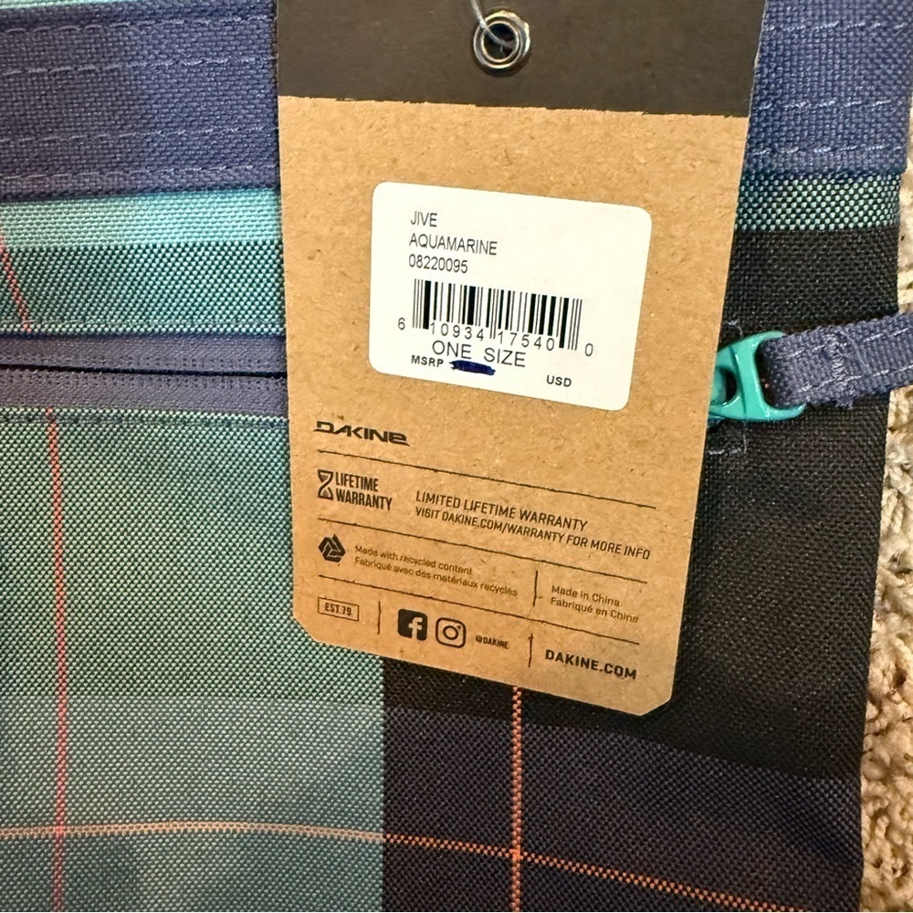 Dakine Jive Crossbody Shoulder Hand Bag Purse Blue Plaid New - Picture 8 of 9